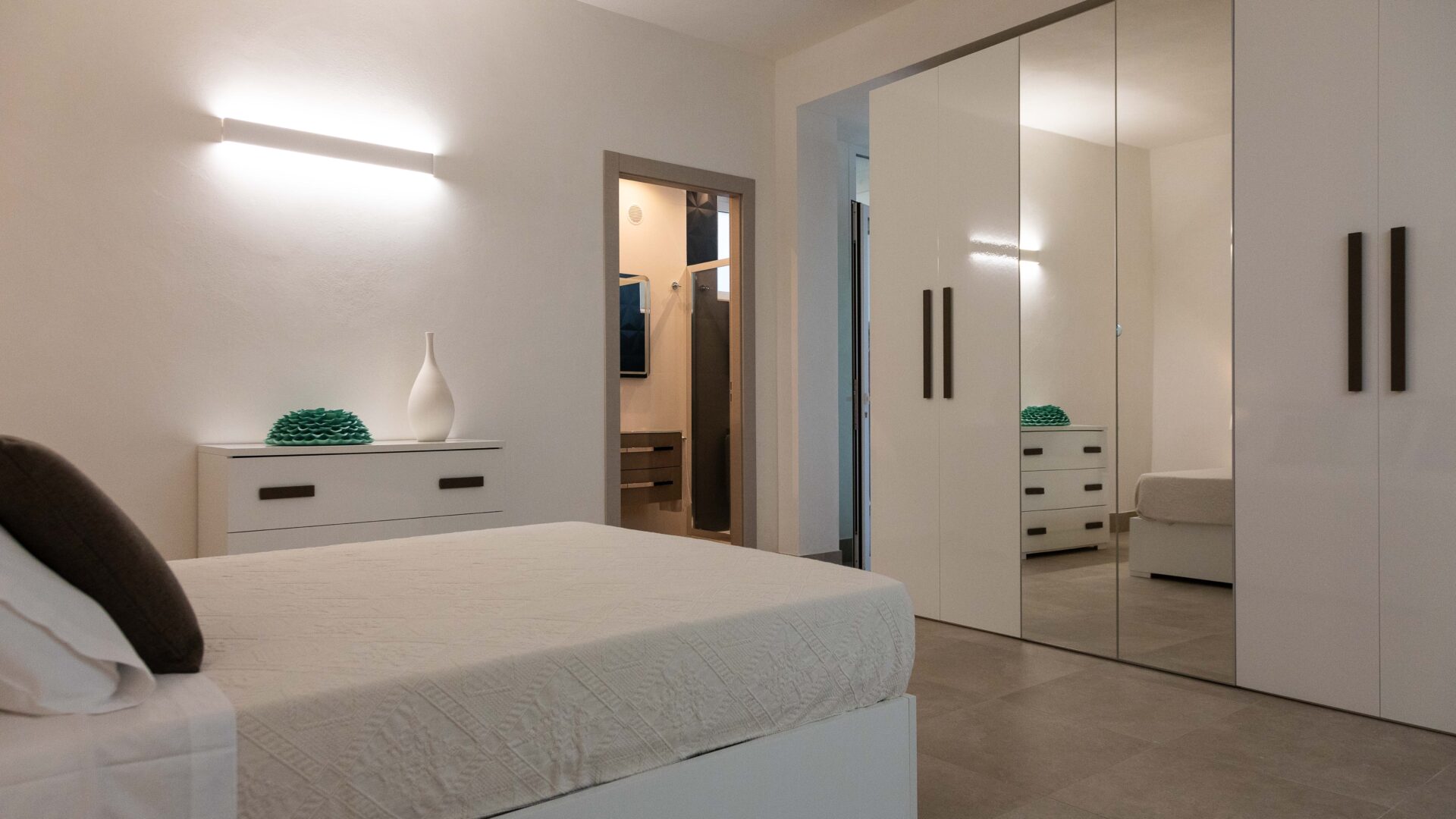 One of the bedroom of Villa Ferla Verde