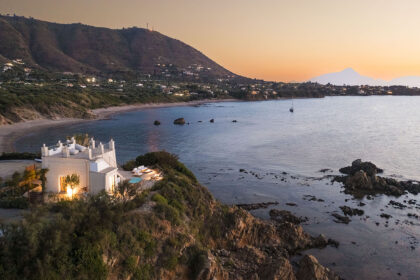 The panoramic view over the coast from Torre Cefalù