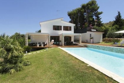 Villa Perla's outdoor