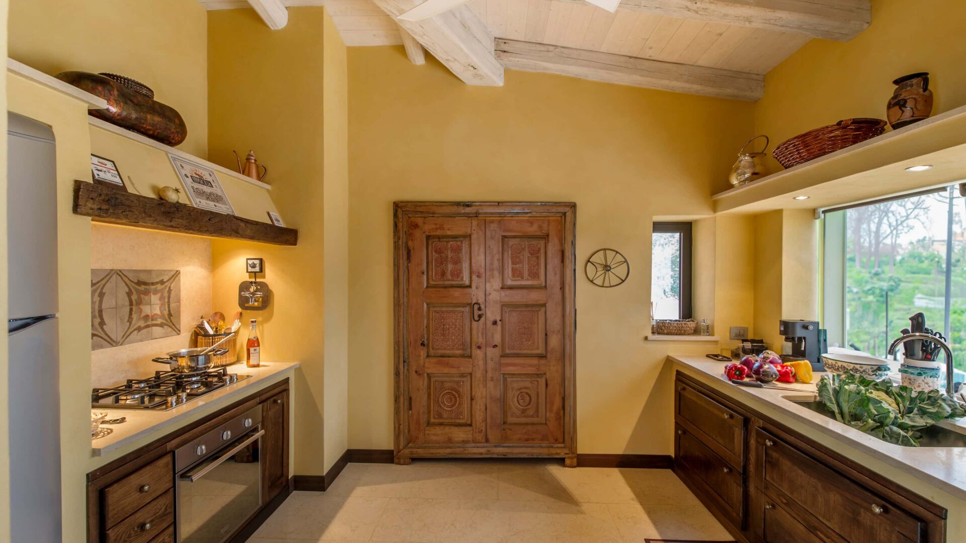 The kitchen of Villa Selinus