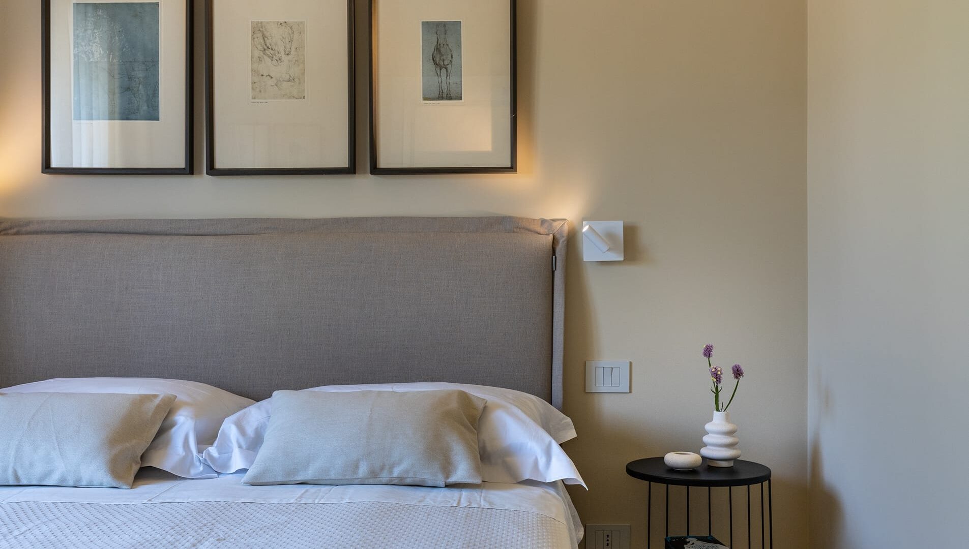 One of the rooms of Villa Zenit